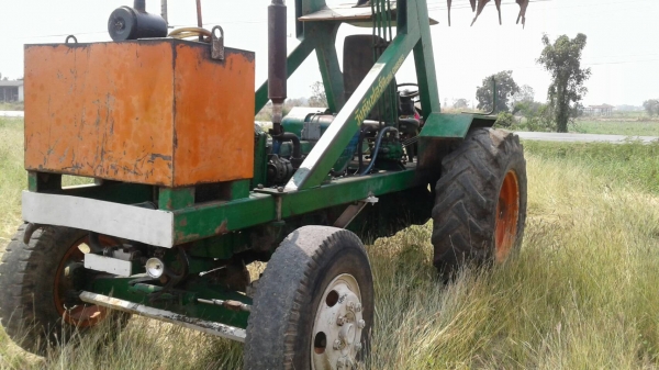 รถคีบอ้อยฟรอด77