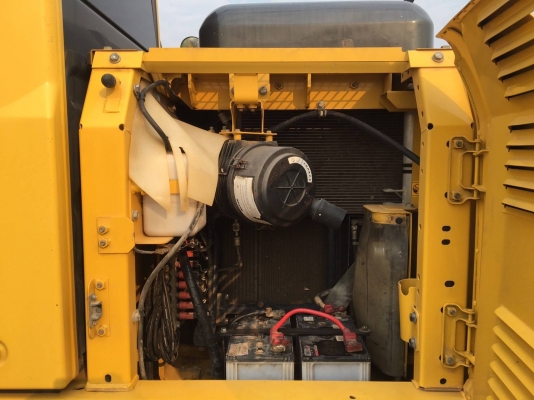 ขออนุญาตขายpc 130-8 ชั่โมง5400 สภาพสวยพร้อมใช้งานเอกสารครบพร้อมใช้ ช่วงล่วงเต็มเอวแน่น ราคา1750000บาท สนใจติดต่อช่างดำ0853224877 0988930465 ไอดีไลน์0853224877 ครับผม