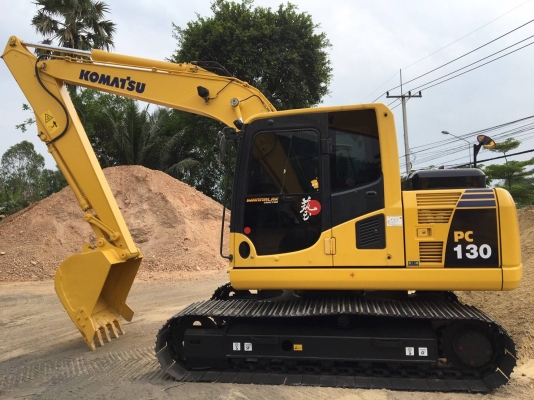 ขออนุญาตขายpc 130-8 ชั่โมง5400 สภาพสวยพร้อมใช้งานเอกสารครบพร้อมใช้ ช่วงล่วงเต็มเอวแน่น ราคา1750000บาท สนใจติดต่อช่างดำ0853224877 0988930465 ไอดีไลน์0853224877 ครับผม