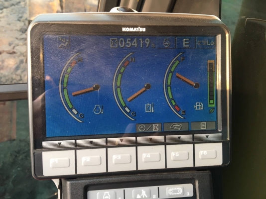 ขออนุญาตขายpc 130-8 ชั่โมง5400 สภาพสวยพร้อมใช้งานเอกสารครบพร้อมใช้ ช่วงล่วงเต็มเอวแน่น ราคา1750000บาท สนใจติดต่อช่างดำ0853224877 0988930465 ไอดีไลน์0853224877 ครับผม