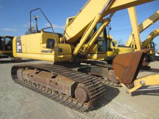 รถขุด Komatsu PC200LC-8 ติดต่อ 062-709-1747