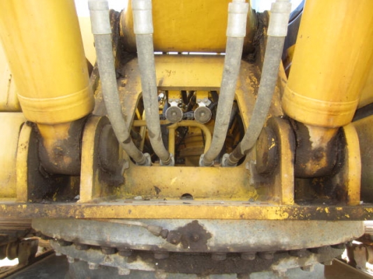 รถขุด Komatsu PC200LC-8 ติดต่อ 062-709-1747