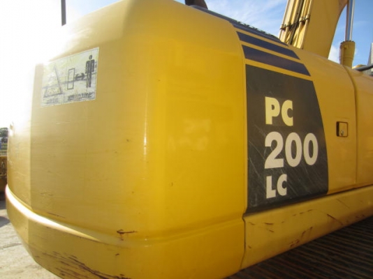 รถขุด Komatsu PC200LC-8 ติดต่อ 062-709-1747
