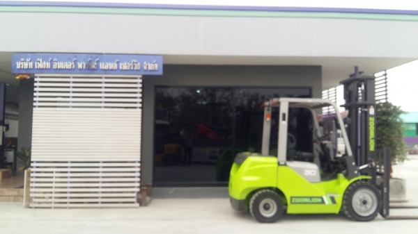 เช่า Forklift Rent รถยกโฟล์คลิฟท์ ปทุมธานี ราย รายเดือน รายปี งานเหมา