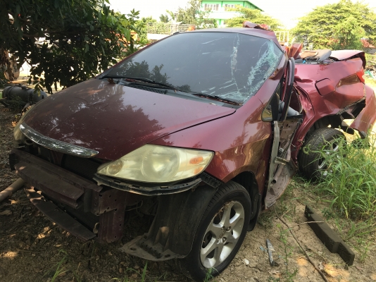 ขายซากรถอุบัติเหตุพร้อมเล่มทะเบียน ฮอนด้า ซิตี้