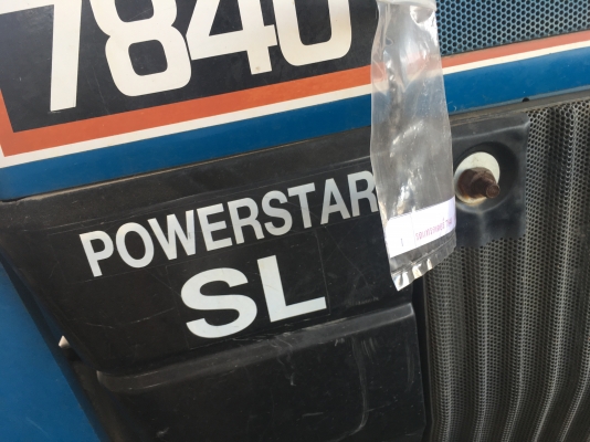 รถไถ FORD 7840 แรง 6 สูบ 2 เพลา พร้อมใบมีดหน้า สภาพสวย ๆ ราคา 680,000 ต่อรอง สนใจ 092-5852277 รถไถ FORD 7840 แรง 6 สูบ 2 เพลา พร้อมใบมีดหน้า สภาพสวย ๆ ราคา 680,000 ต่อรอง สนใจ 092-5852277