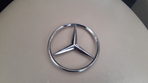 โลโก้ดาวติดฝากระโปรงท้าย Benz 190 E แท้