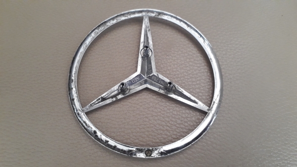 โลโก้ดาวติดฝากระโปรงท้าย Benz 190 E แท้