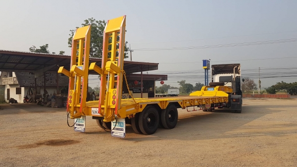 ขาย หัวลาก ISUZU 360 แรงม้า ปี 56 พร้อมหางโรเบตสองเพลาของใหม่ สภาพสวยพร้อมใช้งาน พร้อมแยกขายหัวหาง เ ขาย หัวลาก ISUZU 360 แรงม้า ปี 56 พร้อมหางโรเบตสองเพลาของใหม่ สภาพสวยพร้อมใช้งาน พร้อมแยกขายหัวหาง เ
