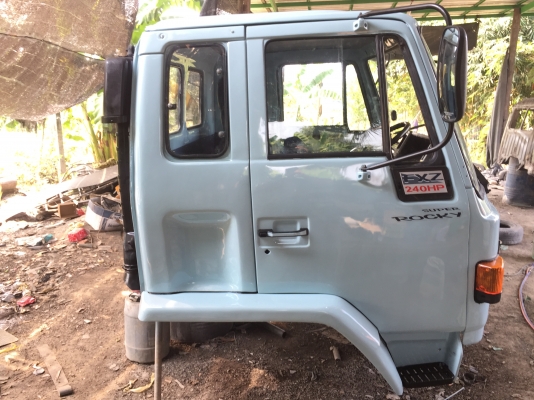 ขาย หัวสิบล้อ ISUZU ร็อคกี้. สภาพสวยๆ มีขาดีดหน้า-ขาคำ้หลัง กันชนหน้า พร้อมใช้