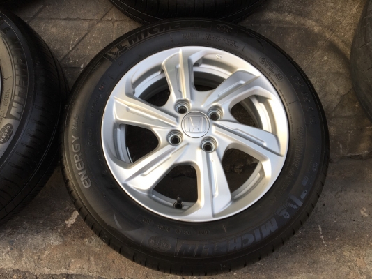 ล้อแม็ก Honda Brio Amaze 2017 ขอบ 14 พร้อมยาง Michelin 175-65-14 ปี16