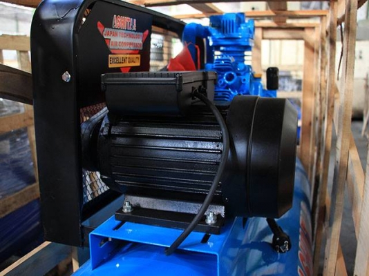 New Arrival* สินค้าใหม่แกะกล่อง*เครื่องปั๊มลม ASHITA ขนาด 300 ลิตร,3 สูบ ,4HPแรง,220V. (สามารถใช้กับไฟบ้านได้) ราคาเพียง 24,000 บาท สนใจติดต่อ 0819337688 New Arrival* สินค้าใหม่แกะกล่อง*เครื่องปั๊มลม ASHITA ขนาด 300 ลิตร,3 สูบ ,4HPแรง,220V. (สามารถใช้กับไฟบ้านได้) ราคาเพียง 24,000 บาท สนใจติดต่อ 0819337688