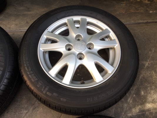ล้อแม็ก Honda Brio ขอบ 14 พร้อมยาง Michelin 175-65-14 ปลายปี12