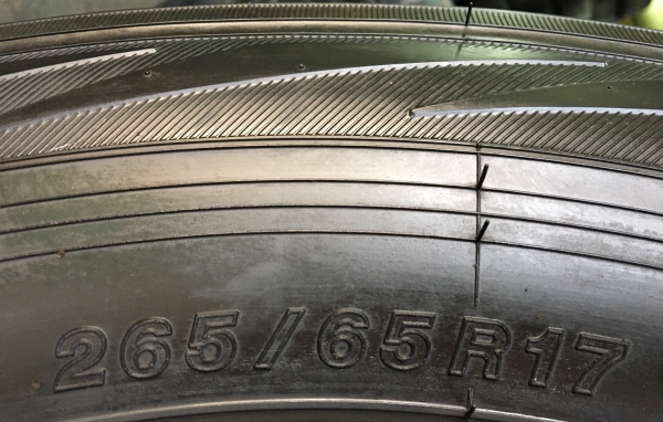 ยาง 1 เส้น Yokohama 265-65-17 ปี 15