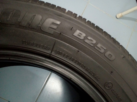 185/65R15  BRIDGESTONE B250 ชุด 4 เส้น 1400 บาท  โทร.081-427-3941   IDไลน์:  0814273941