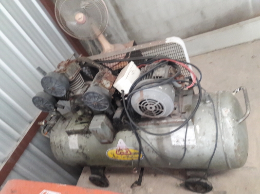 ขาย !! ปั้มลม.ฟูเชง.ขนาด5แรง3สูบ.มอเตอร์มิตซู3สาย.พร้อมใช้งาน ขาย !! ปั้มลม.ฟูเชง.ขนาด5แรง3สูบ.มอเตอร์มิตซู3สาย.พร้อมใช้งาน