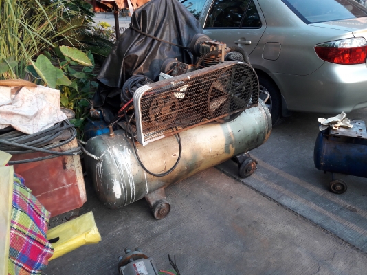 ขาย !! ปั้มลม.ฟูเชง.ขนาด5แรง3สูบ.มอเตอร์มิตซู3สาย.พร้อมใช้งาน ขาย !! ปั้มลม.ฟูเชง.ขนาด5แรง3สูบ.มอเตอร์มิตซู3สาย.พร้อมใช้งาน