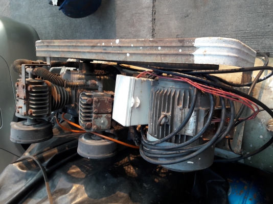 ขาย !! ปั้มลม.ฟูเชง.ขนาด5แรง3สูบ.มอเตอร์มิตซู3สาย.พร้อมใช้งาน ขาย !! ปั้มลม.ฟูเชง.ขนาด5แรง3สูบ.มอเตอร์มิตซู3สาย.พร้อมใช้งาน