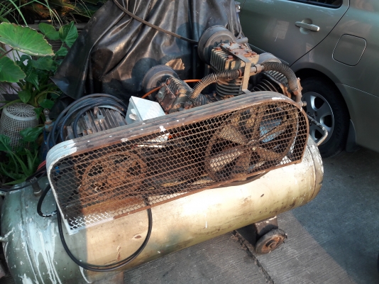 ขาย !! ปั้มลม.ฟูเชง.ขนาด5แรง3สูบ.มอเตอร์มิตซู3สาย.พร้อมใช้งาน