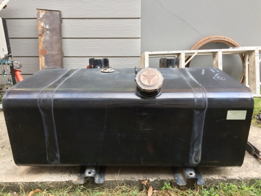 ขายถังน้ำมัน