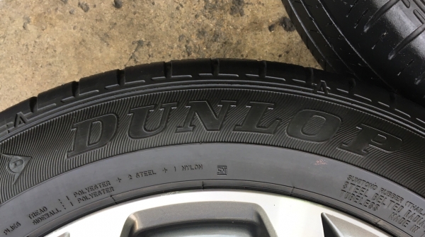 ล้อแม็ก Mazda 2 ตัวท๊อป ขอบ 16 พร้อมยาง Dunlop 185-60-16 ปี 15 แม็กสวย