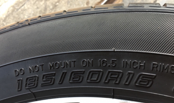 ล้อแม็ก Mazda 2 ตัวท๊อป ขอบ 16 พร้อมยาง Dunlop 185-60-16 ปี 15 แม็กสวย