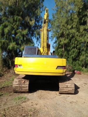 ขายรถขุดSk200 ///