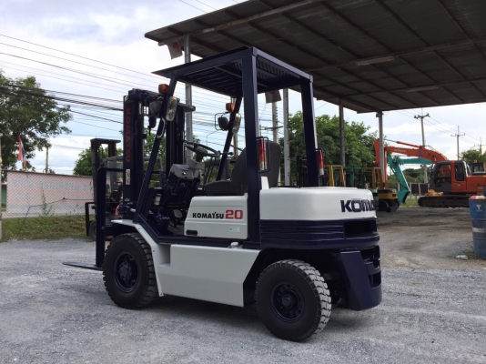 KOMATSU 2ตัน รุ่น11 เบนซิน นำเข้าจากญี่ปุ่น โทร.090-986-2521 อ๊อบ