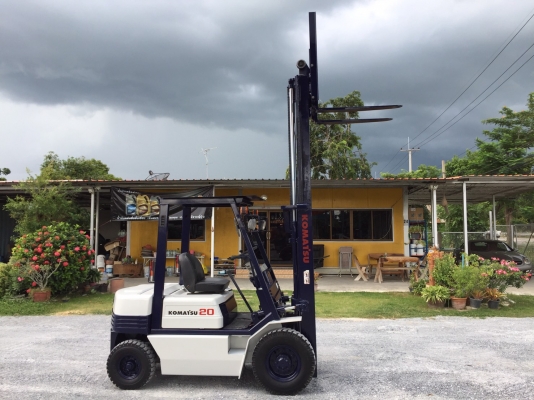 KOMATSU 2ตัน รุ่น11 เบนซิน นำเข้าจากญี่ปุ่น โทร.090-986-2521 อ๊อบ