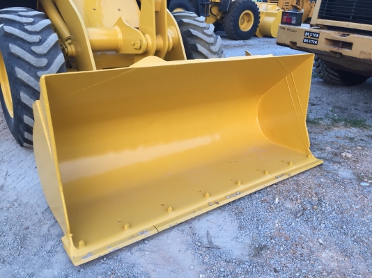 ขาย KOMATSU WA100-3 นำเข้าจากญี่ปุ่น โทร.090-986-2521 อ๊อบ