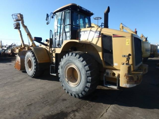 ขาย CAT 950H รุ่นใหม่ สภาพสวย ปี2012 นำเข้าจากญี่ปุ่น โทร.090-986-2521 อ๊อบ