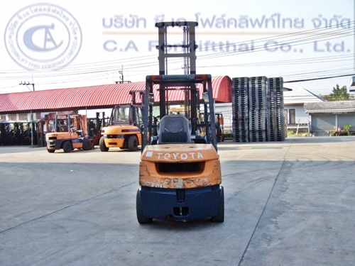 ขาย รถโฟล์คลิฟท์ TOYOTA รุ่น 7-FDJ35