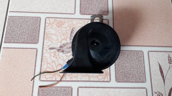 แตร VW, Audi มีข้างเดียว