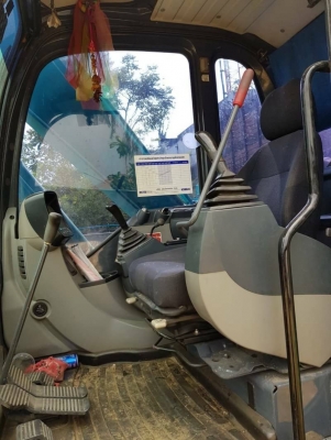 ขาย 1,350,000 KOBELCO sk 75-8 super 8,790 ชม. รถสวยเหมือนใหม่ เต็มทุกระบบ เอกสารแจ้งจำหน่าย  รถอยู่ กทม. 090-772-3710 090-772-3708