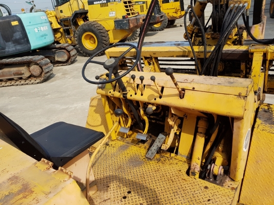 ขายรถตอกพื้นคอนกรีต ยี่ห้อ ARROW HJ1250 นำเข้าจาก USA แท้ 100\% สภาพสวย ไม่เคยใช้งานในไทย ขายรถตอกพื้นคอนกรีต ยี่ห้อ ARROW HJ1250 นำเข้าจาก USA แท้ 100\% สภาพสวย ไม่เคยใช้งานในไทย