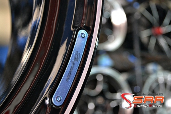 ล้อแม็กซ์ CONQUISTA7 ขอบ18 นิ้ว สำหรับใส่รถเก๋ง ราคาพิเศษ