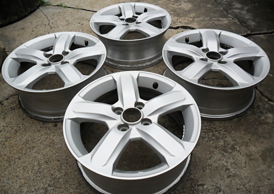 แม็กเก๋งขอบ15 เอนไกแท้ 4รู100 สภาพดี (4วง 3,500)