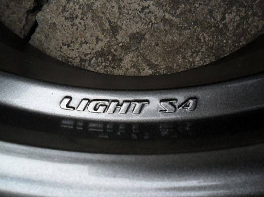 แม็กขอบ17 เลนโซ่ แท้ๆ 4รู100 (4วง 4,500) อย่างหล่อ แม็กขอบ17 เลนโซ่ แท้ๆ 4รู100 (4วง 4,500) อย่างหล่อ