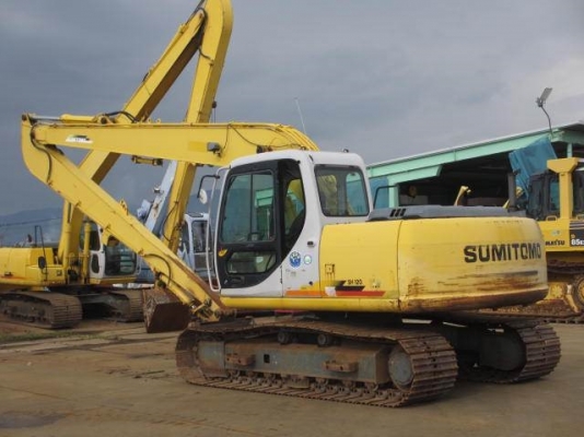 **รถนอก**ขาย SH120-3 สภาพสวยราคาถูก จากญี่ปุ่นแท้ ทำงานเพียง 5,xxx ชม. โทร 081-1463244(เจ๊สุ)