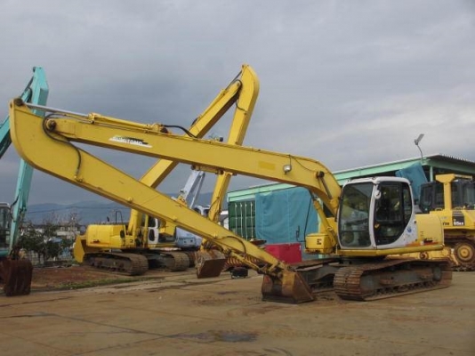 **รถนอก**ขาย SH120-3 สภาพสวยราคาถูก จากญี่ปุ่นแท้ ทำงานเพียง 5,xxx ชม. โทร 081-1463244(เจ๊สุ)