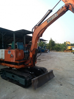 ส่งลูกค้า จ.อุดรธานีแล้ว รถแบคโฮ KUBOTA KH30 รถเก่านอกนำเข้า ยังไม่เคยใช้งานในไทย เครื่องดี ปั๊มดี เร็วแรง ชั่วโมงการทำงาน 2000+ ชั่วโมง รถสภาพดี พร้อมใช้งาน มีเอกสารใบอินวอยซ์