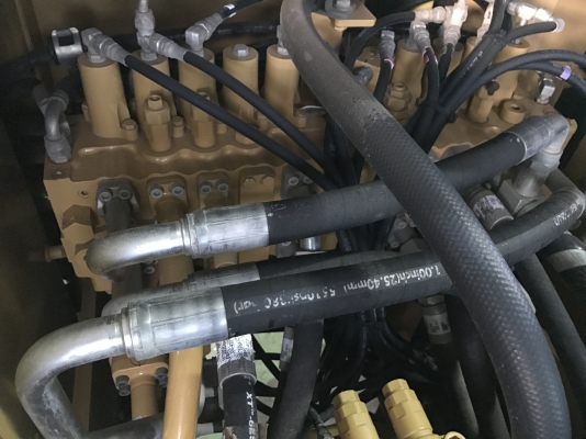 ขาย CAT320D2 รุ่นใหม่ล่าสุด 3500 ชม. สภาพสวยเดิม เอกสารเล่มทะเบียน สนใจติดต่อ 081-4283210 ขาย CAT320D2 รุ่นใหม่ล่าสุด 3500 ชม. สภาพสวยเดิม เอกสารเล่มทะเบียน สนใจติดต่อ 081-4283210