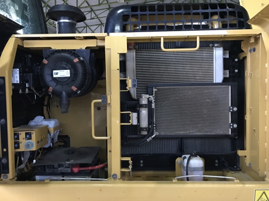 ขาย CAT320D2 รุ่นใหม่ล่าสุด 3500 ชม. สภาพสวยเดิม เอกสารเล่มทะเบียน สนใจติดต่อ 081-4283210 ขาย CAT320D2 รุ่นใหม่ล่าสุด 3500 ชม. สภาพสวยเดิม เอกสารเล่มทะเบียน สนใจติดต่อ 081-4283210