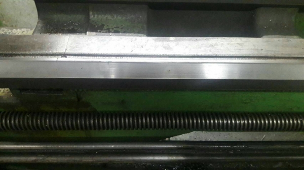 เครื่องกลึง 6 ฟุต 3 เพลา เกียร์บล็อก ต้าชิง 1000 บี 85,000