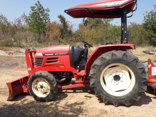 ขายรถไถเงินสดหรือเงินผ่อนยันม่าร์ EF 494T รถสวยใหม่ๆๆพร้อม อุปกรณ์