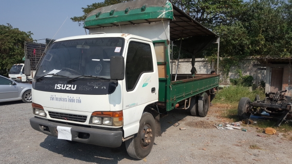 ขาย 6 ล้อ ISUZU 150 NQR เทอร์โบอินเตอร์คูลเลอร์ ยาว 5.5 เมตร