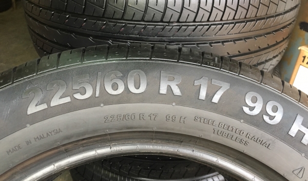 ยาง Continental 225-60-17 ปี 16 มีตุ่มทุกเส้น