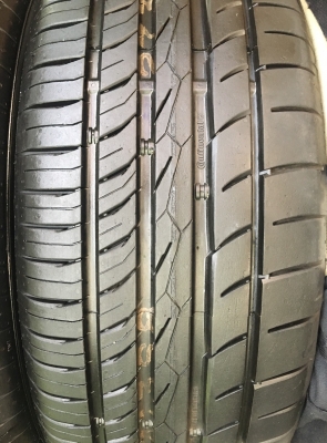 ยาง Continental 225-60-17 ปี 16 มีตุ่มทุกเส้น