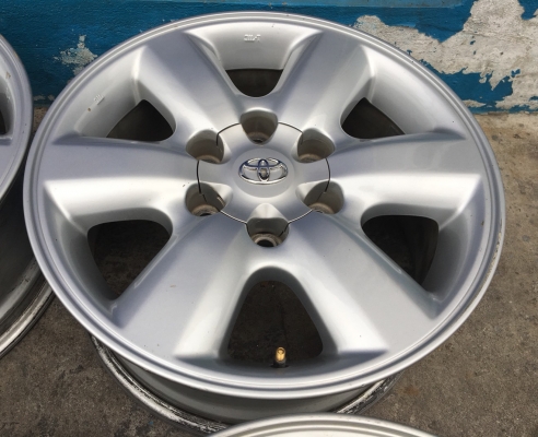 ล้อแม็ก Toyota Fortuner ขอบ 17 (ลาย 6 ก้าน)