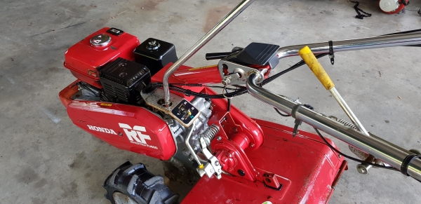 รถพรวนดิน 6 แรงพร้อมใช้งาน รหัสสินค้า H1 - 13 รถพรวนดิน 6 แรงพร้อมใช้งาน รหัสสินค้า H1 - 13